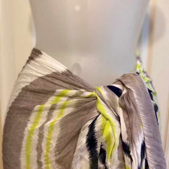 Pretty beach striped sarong with fringes (navy/gray/white/yellow), 84”W x. 29”L - Picture 3 of 7